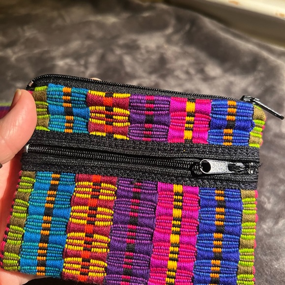 Laced tote, Mayan Fine Handcrafts - scarf wallet, coin purse bundle - Picture 11 of 12